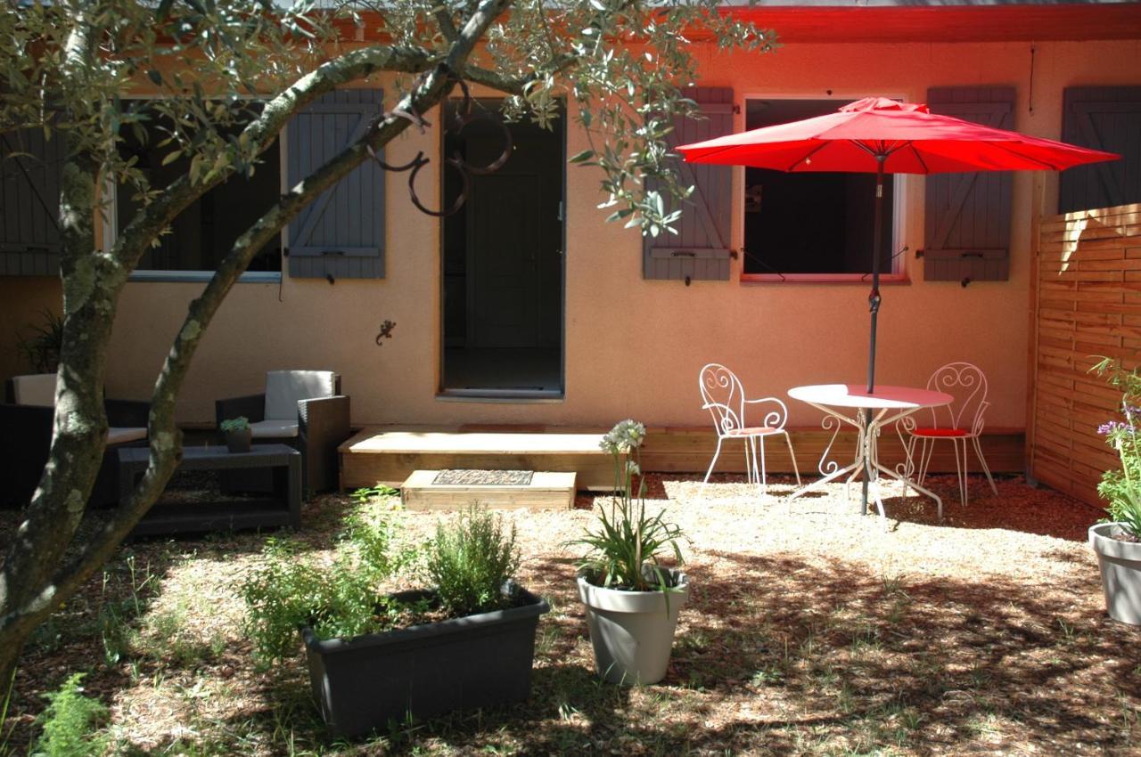La Vigne Et L'Olivier Appartement Villeneuve-lès-Avignon Buitenkant foto